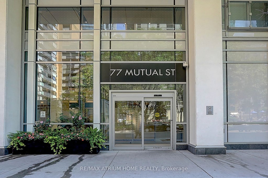 Photo of 77 Mutual Street #806, Toronto, ON M5B 2A9 (MLS # C13559178)