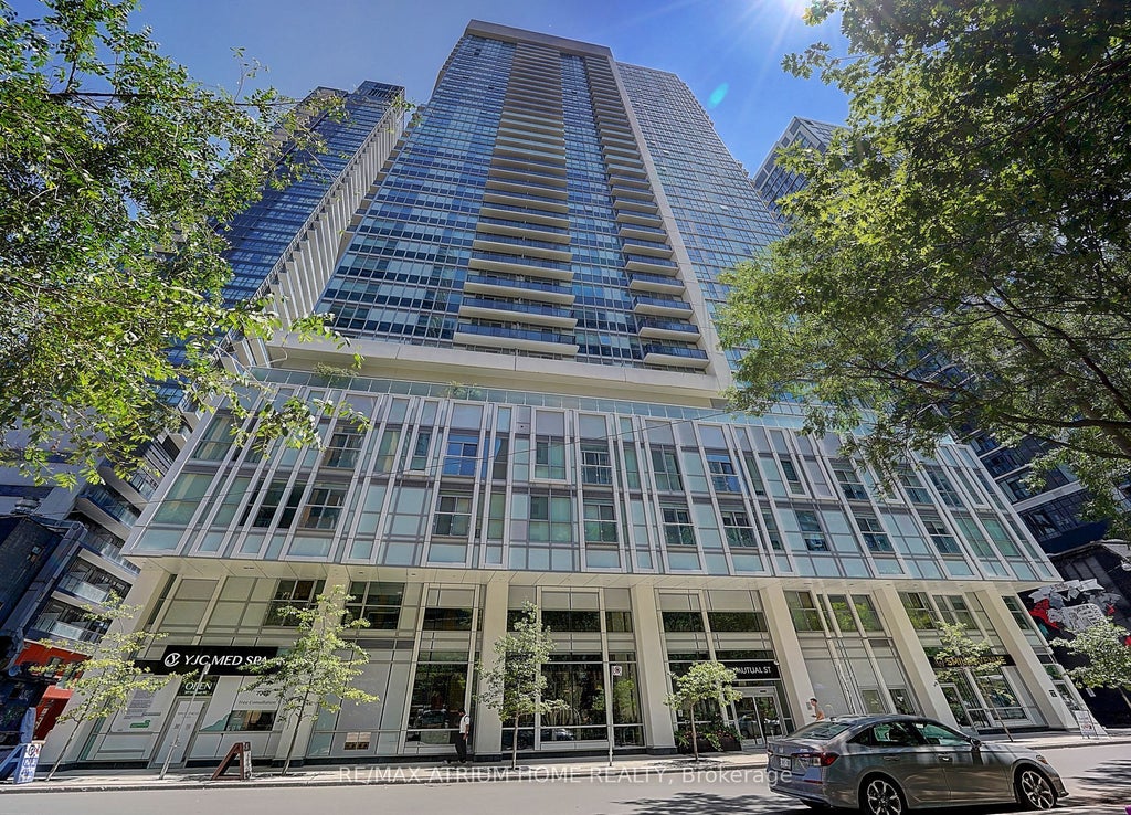 Photo of 77 Mutual Street #806, Toronto, ON M5B 2A9 (MLS # C13559178)