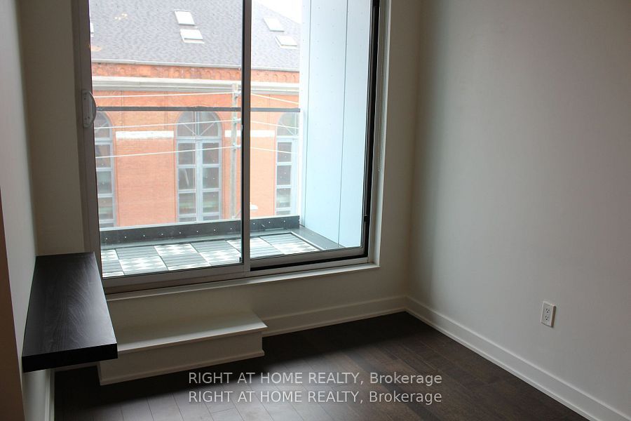 106 Dovercourt Road 418