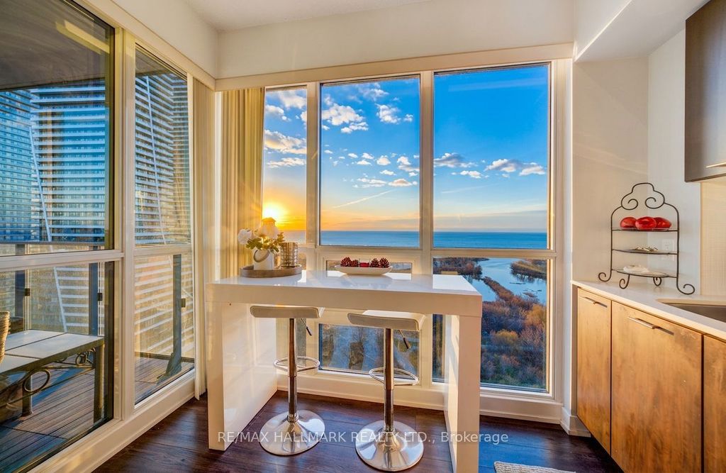 Photo of 2200 Lakeshore Boulevard W #2309, Toronto, ON M8V 1A4 (MLS # W13095440)