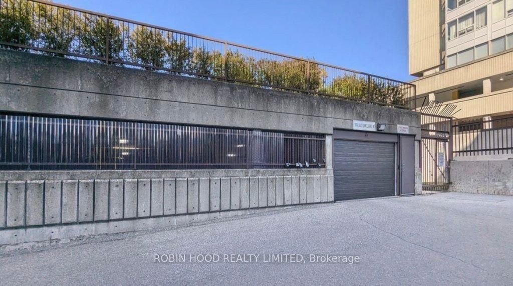 Photo of 2019 Carling Avenue #108, Carlingwood - Westboro and Area, ON K2A 4A2 (MLS # X12783036)