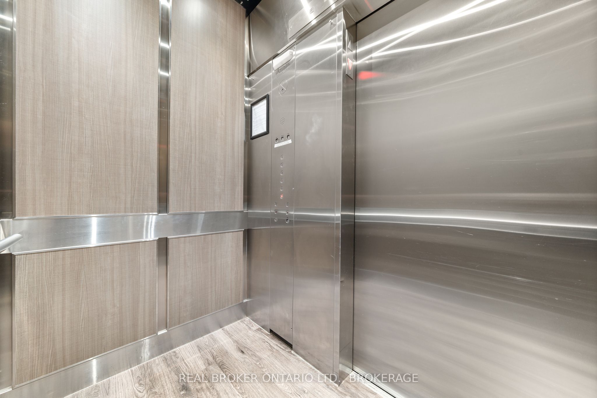 199 Front Street 510