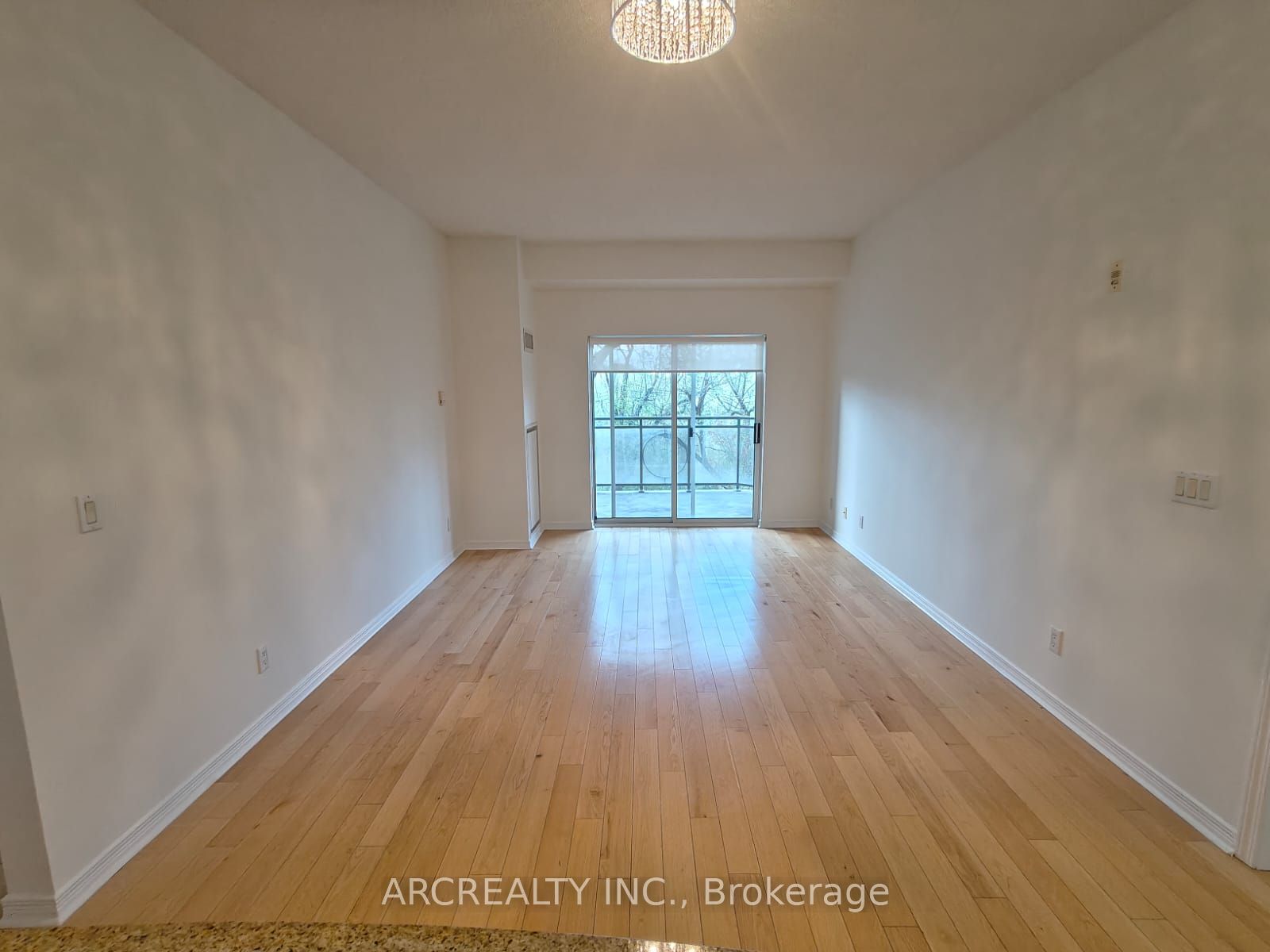 2 Maison Parc Court 304