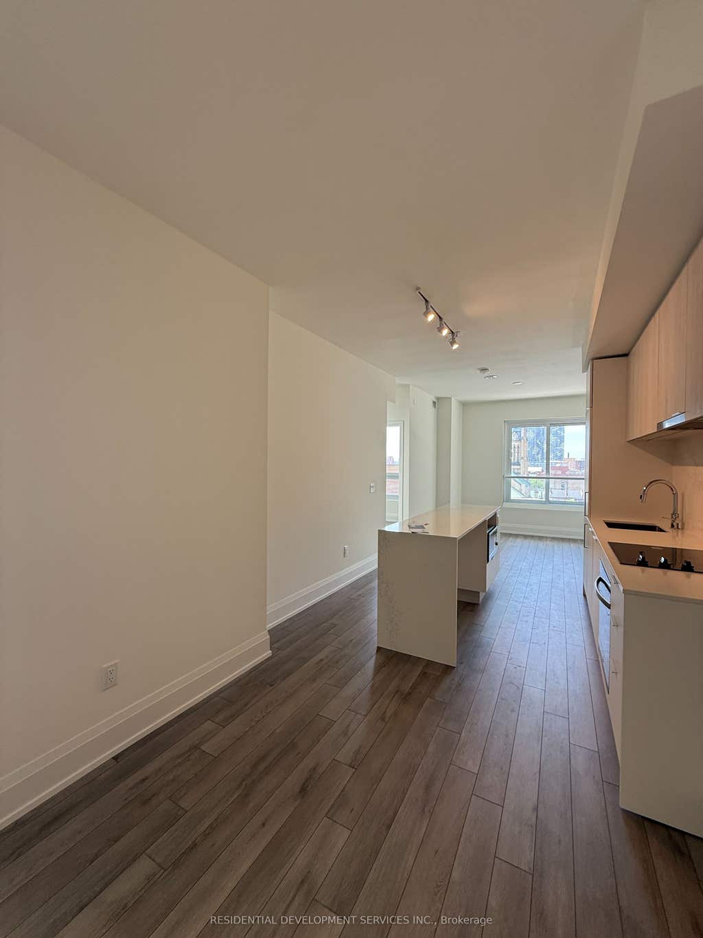 Photo of 89 Church Street #907, Toronto, ON M5C 0B7 (MLS # C13662668)
