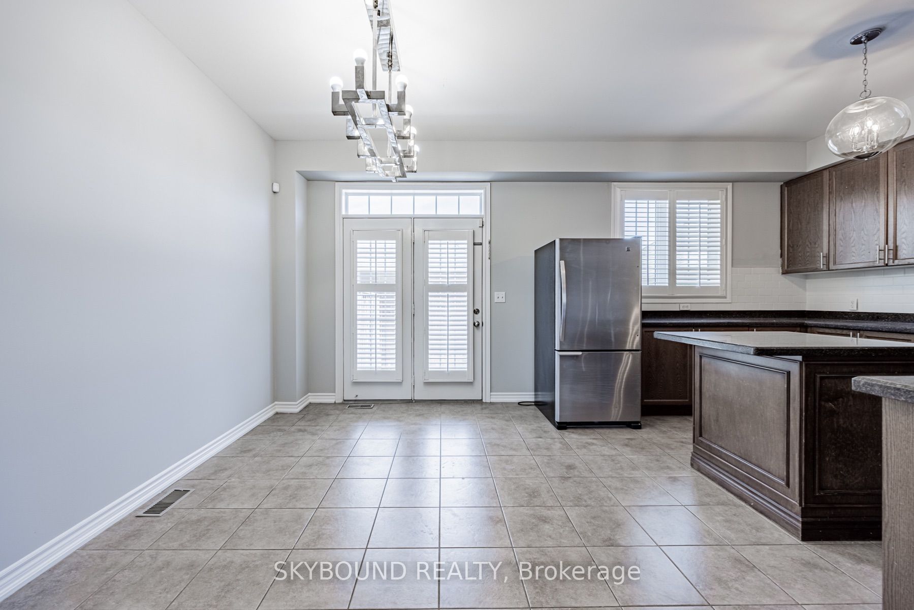 651 Farmstead Drive 3