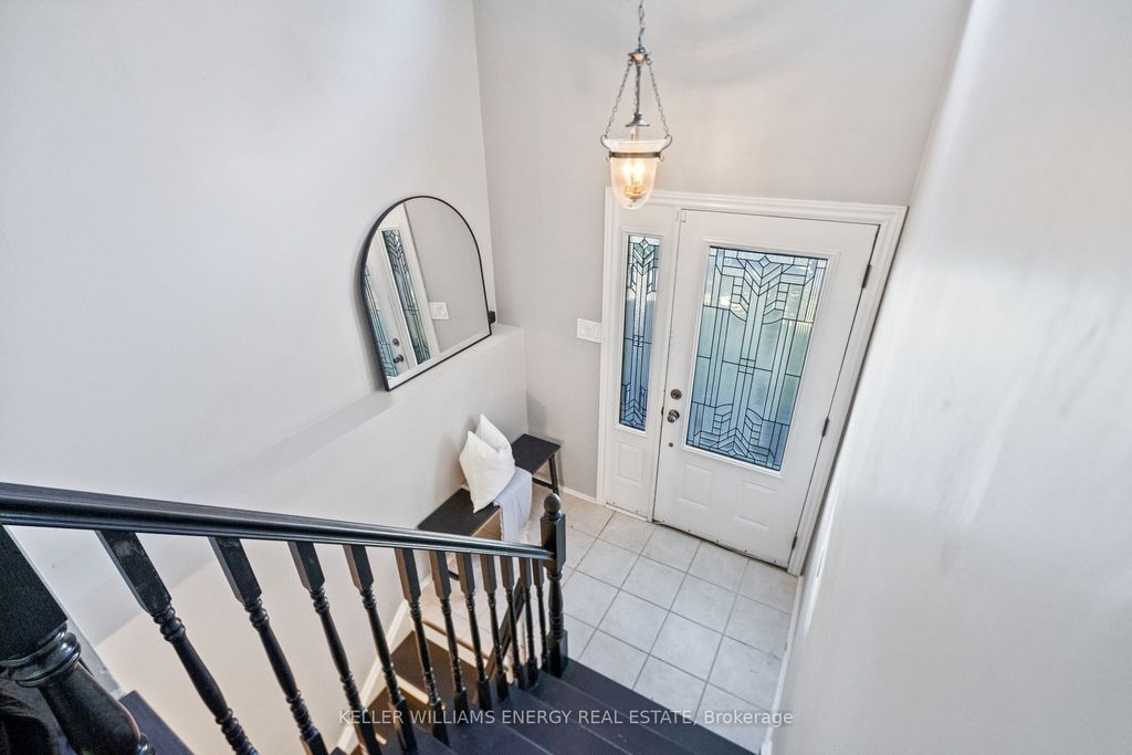 Photo of 6 Fairbairn Court, Clarington, ON L1C 4K9 (MLS # E12498318)