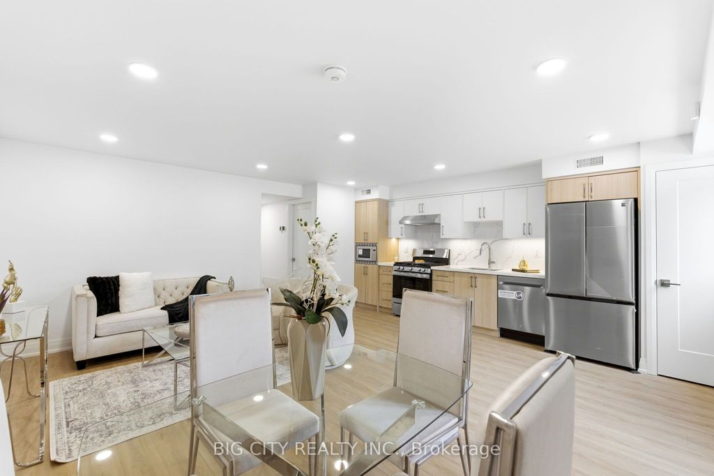 Photo of 68 Westholme Avenue #1, Toronto, ON M6P 3B8 (MLS # W12946984)