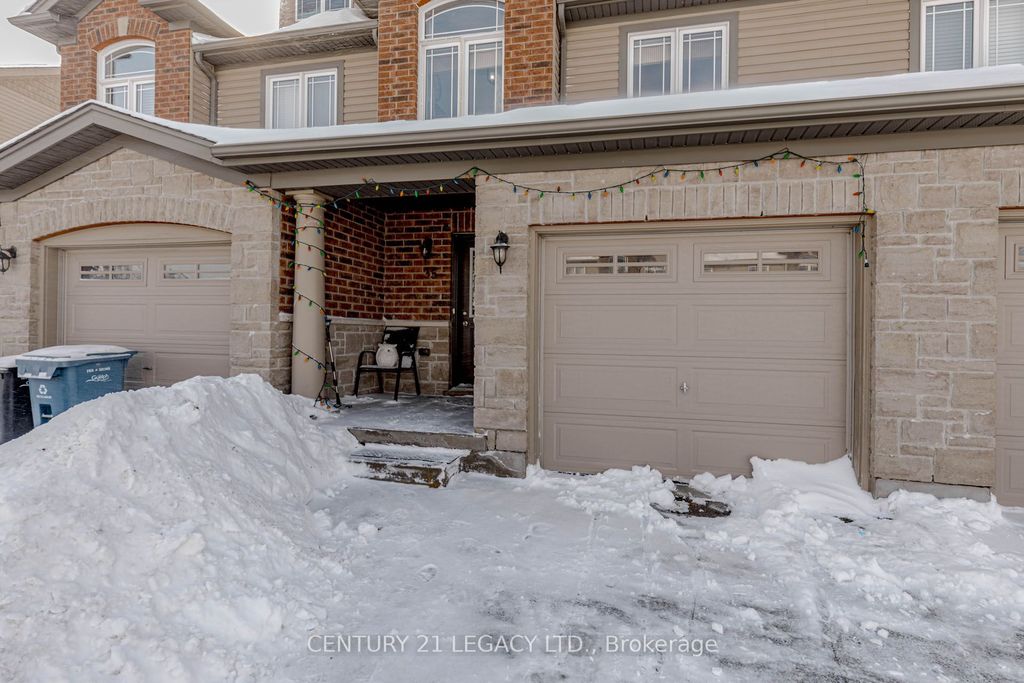 Photo of 35 OLDFIELD Drive, Guelph, ON N1L 0K6 (MLS # X12737892)
