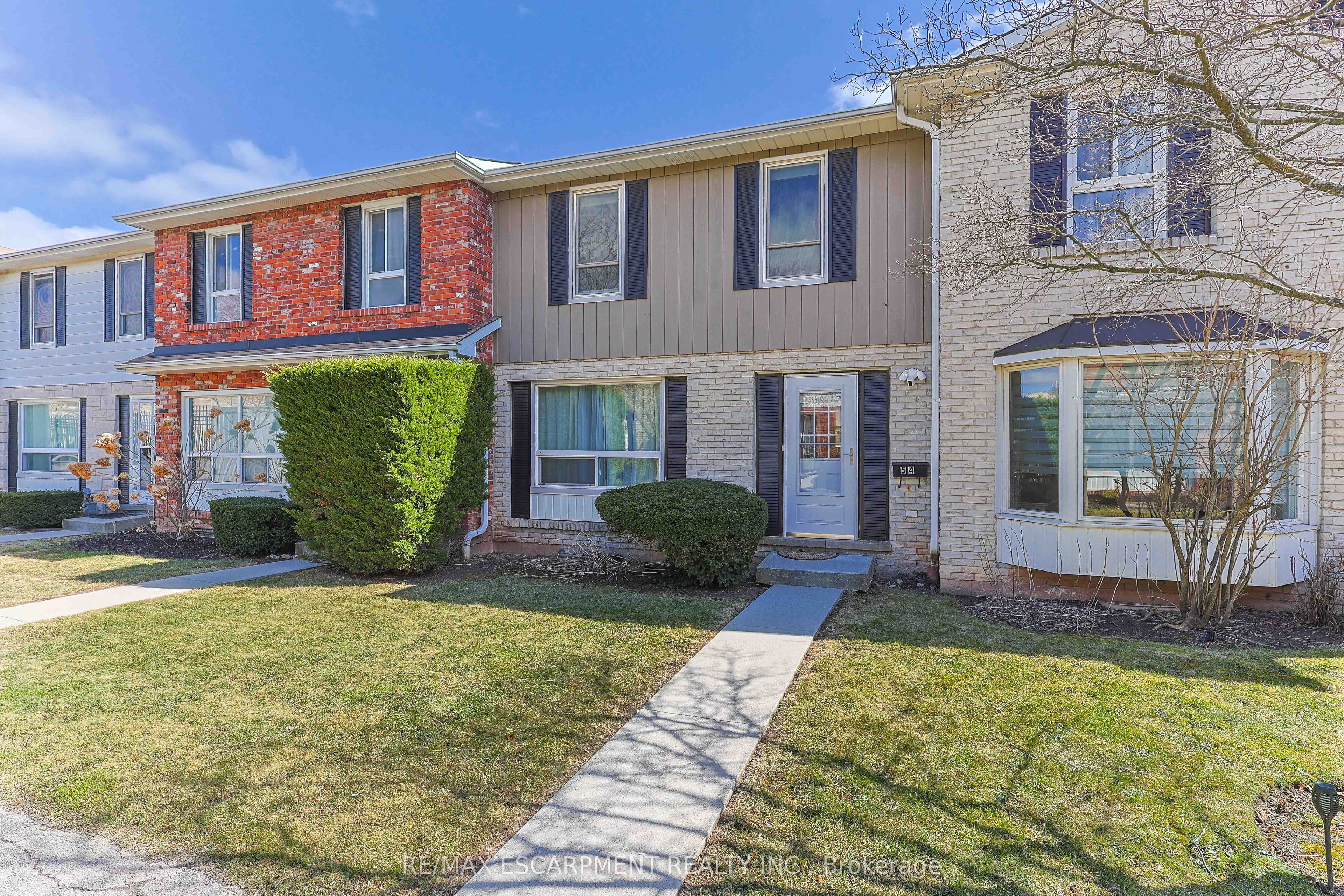 5475 Lakeshore Road 54