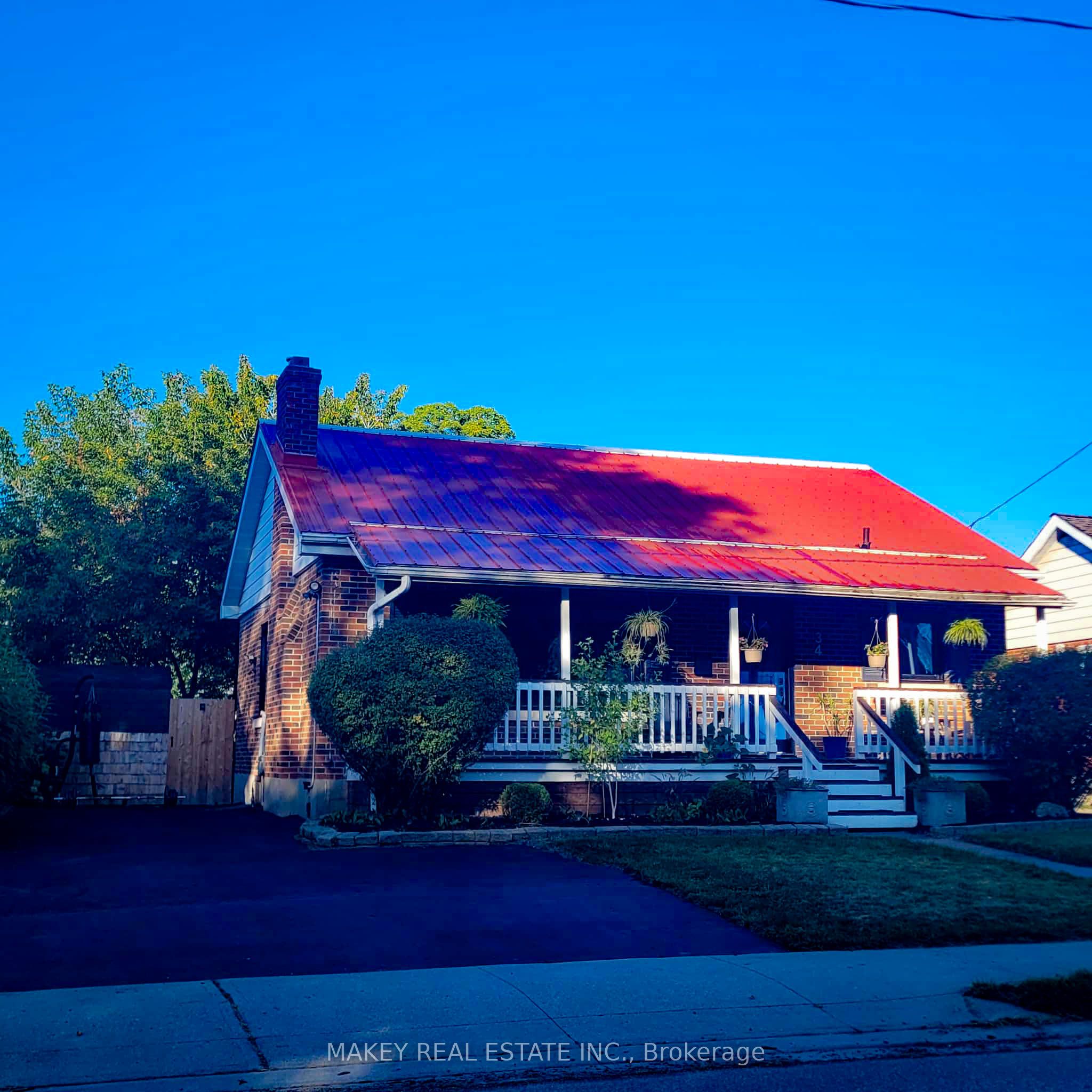 34 Christopher Drive