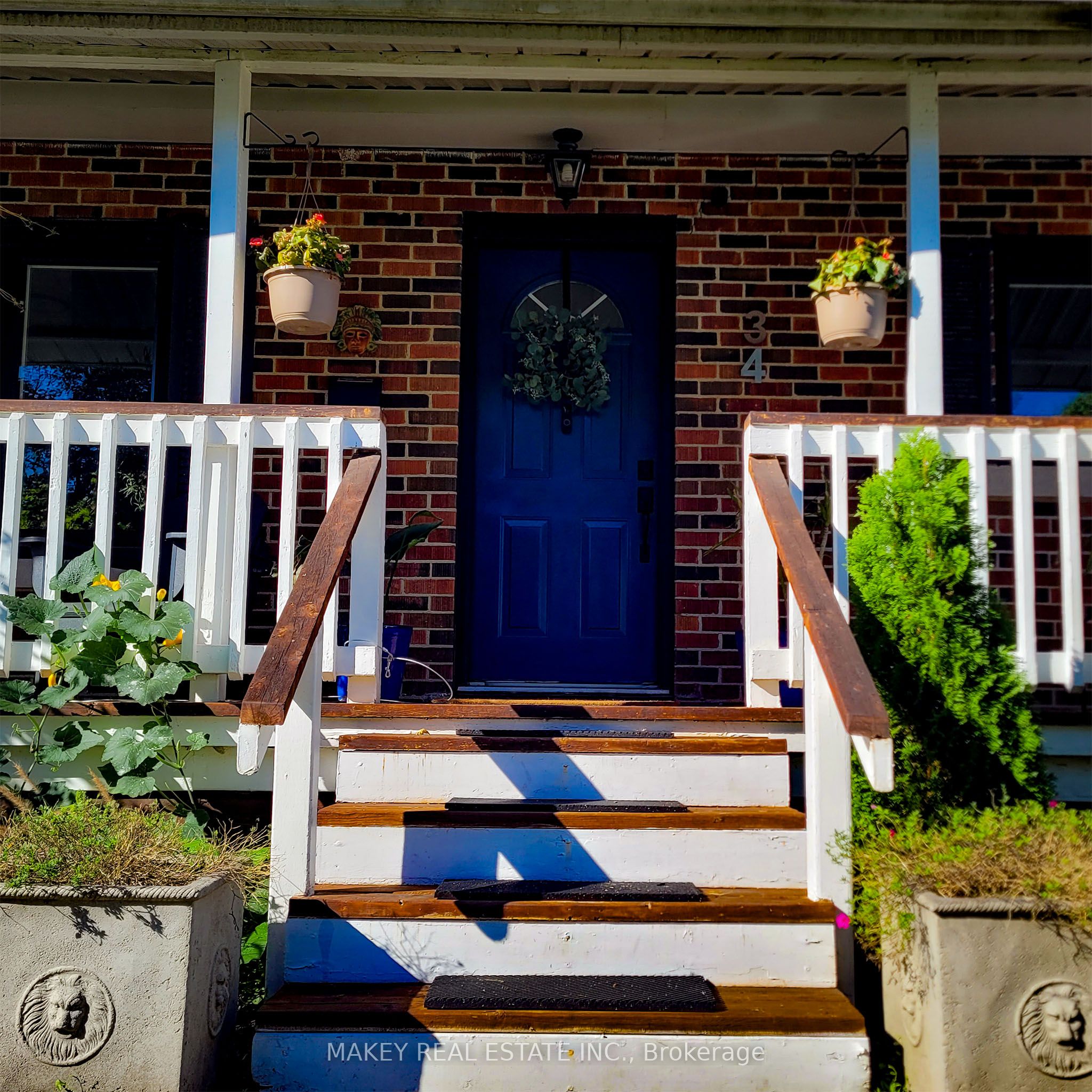 34 Christopher Drive