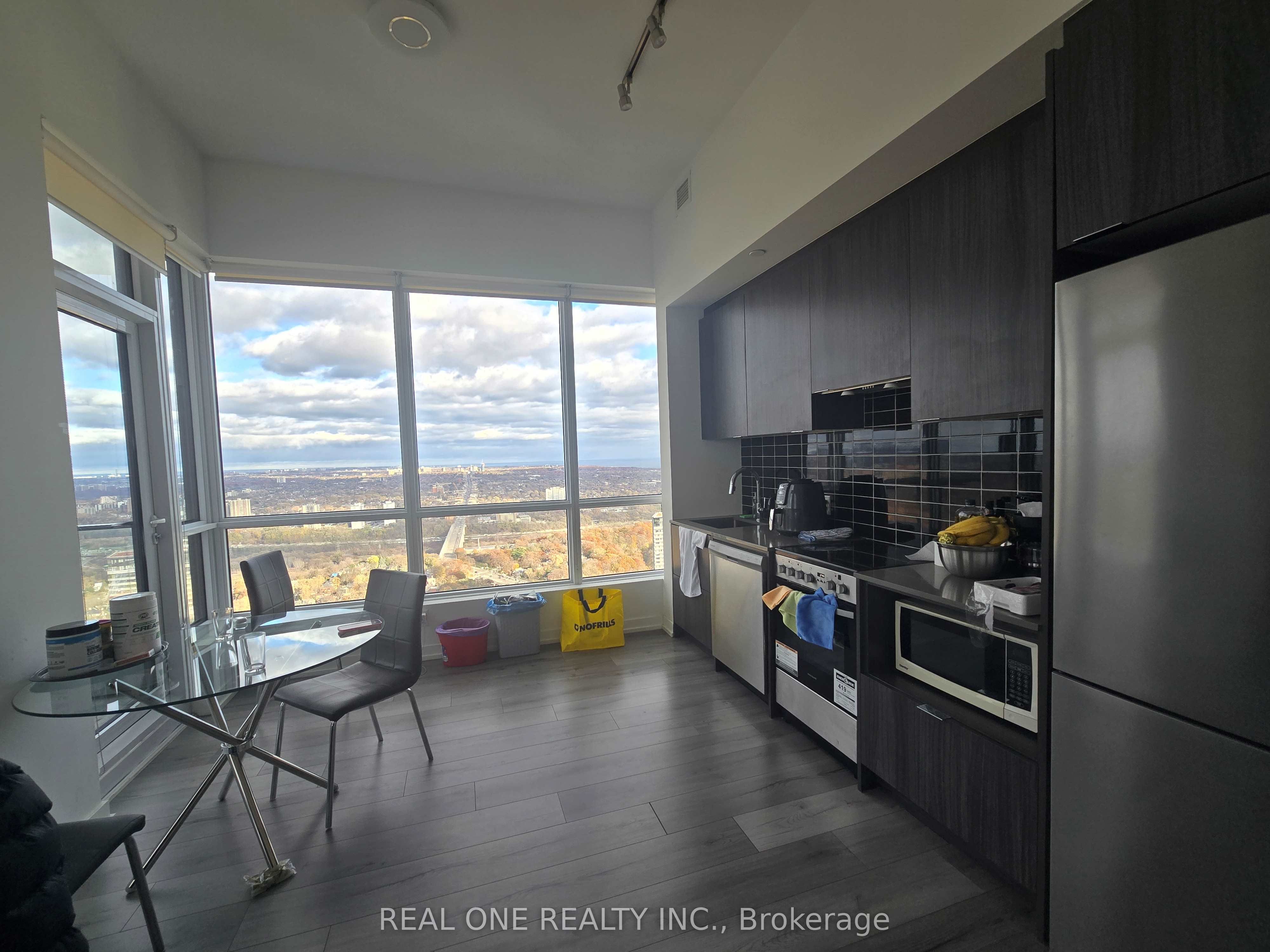 395 Bloor Street E 5407