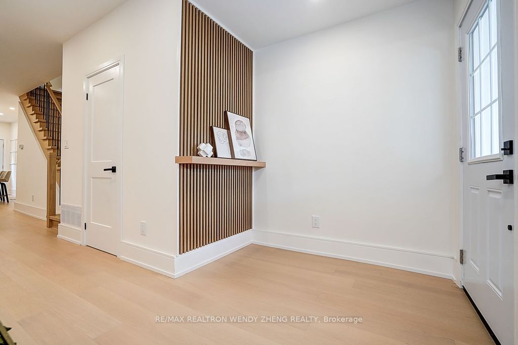 Photo of 2179 Dundas Street W, Toronto, ON M6R 1X5 (MLS # W12441258)