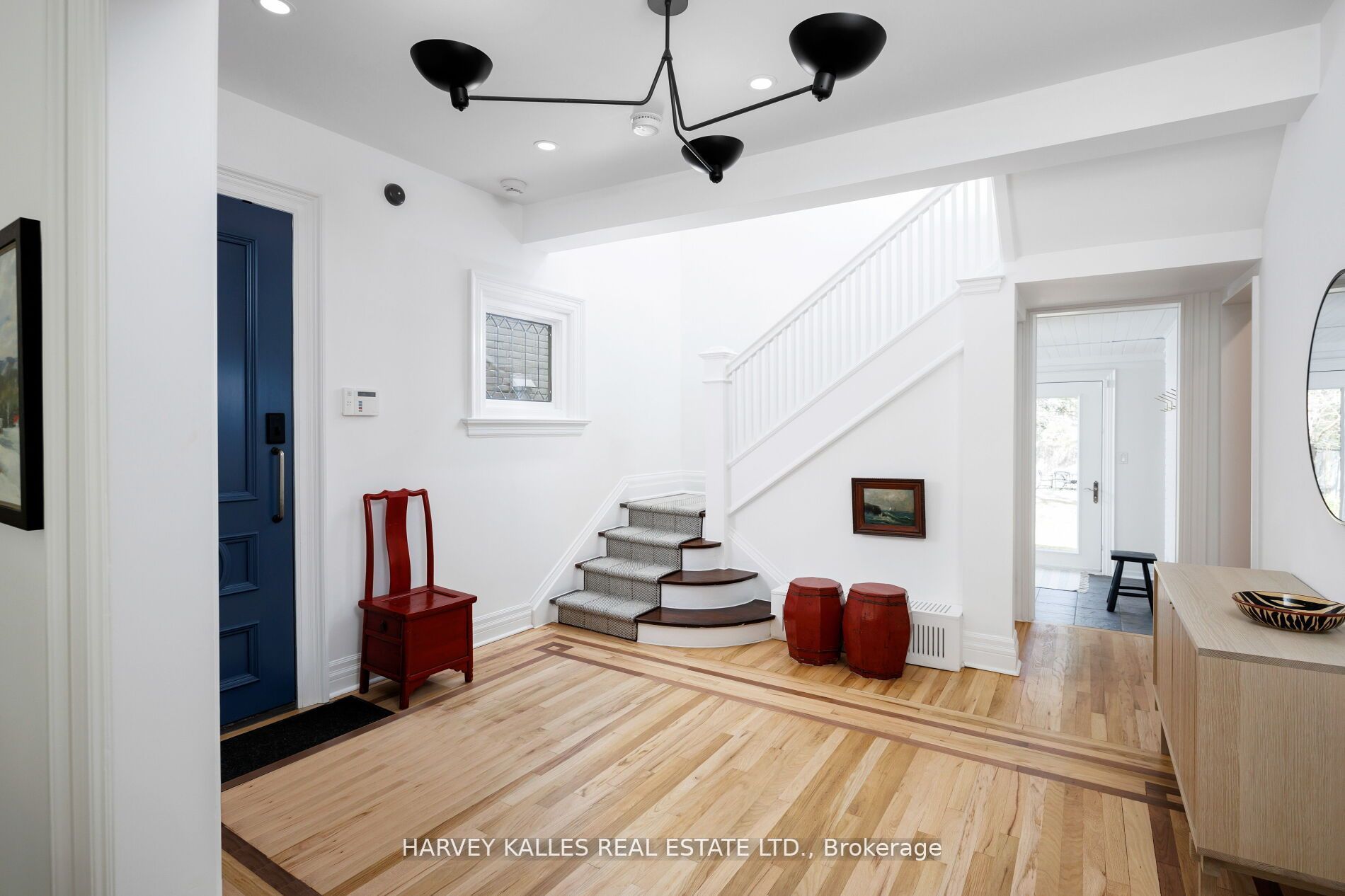 11 Hawthorn Avenue