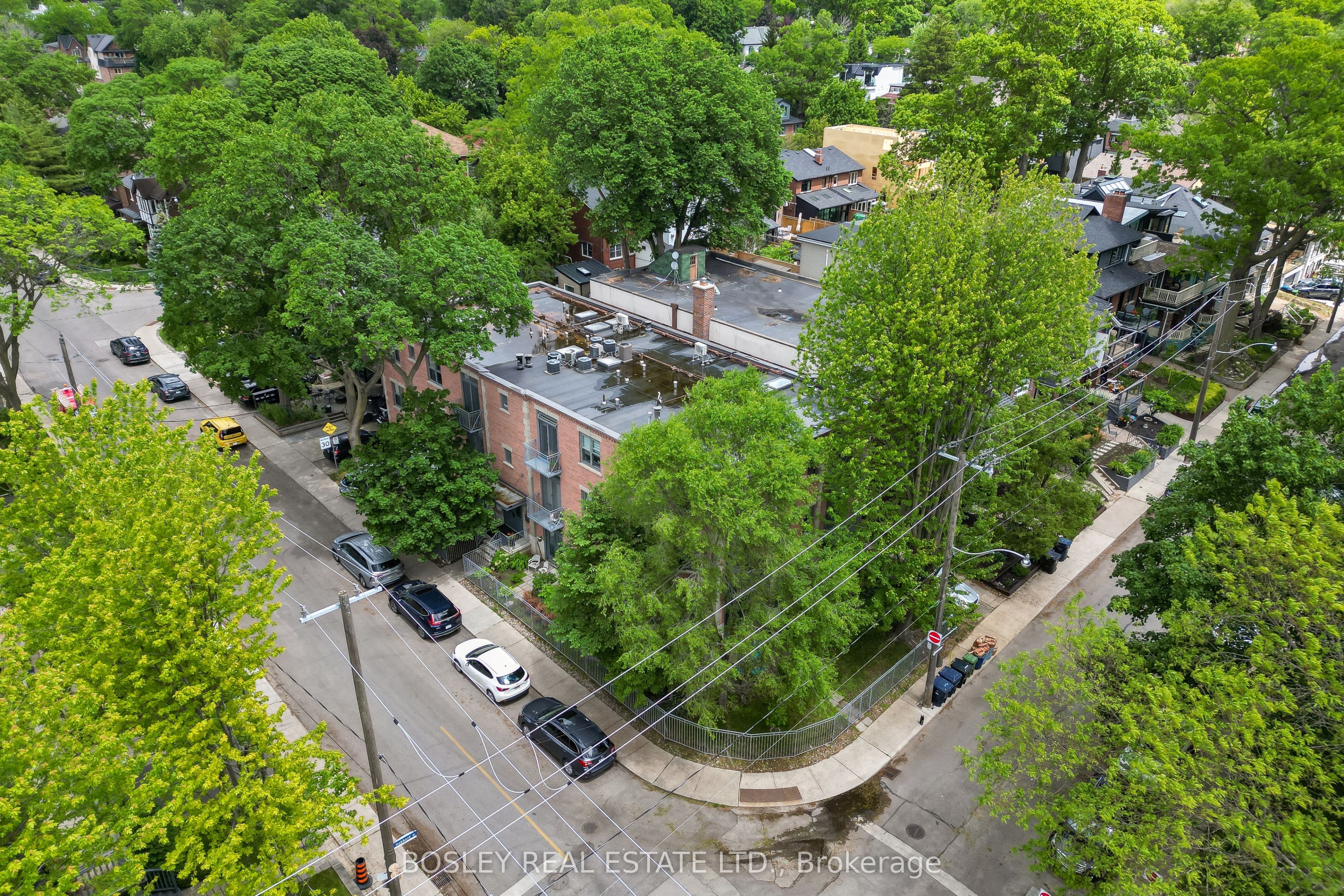 15 Glen Manor Drive 204