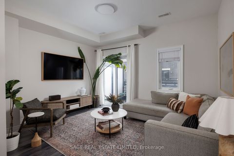 427 Royal York Road Toronto ON M8Y 2R8