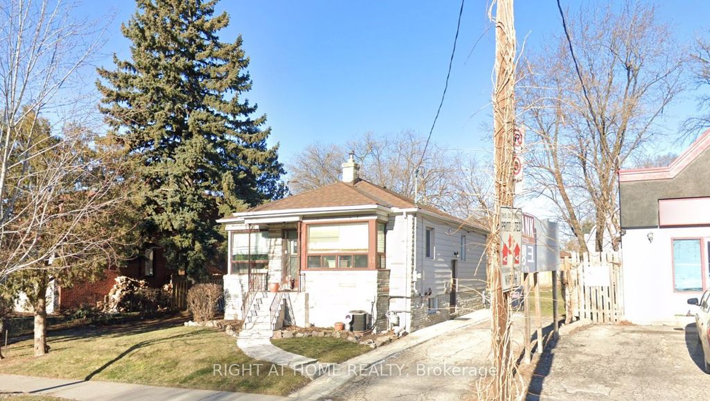 Photo of 12 Connaught Avenue, Toronto, ON M2M 1G6 (MLS # C12170762)