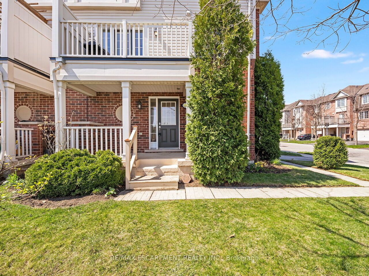656 Frank Place