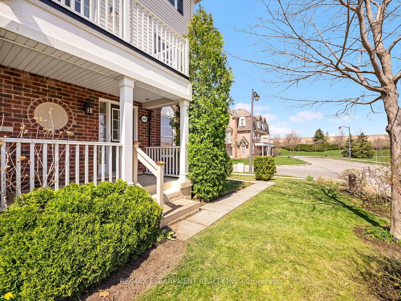 656 Frank Place