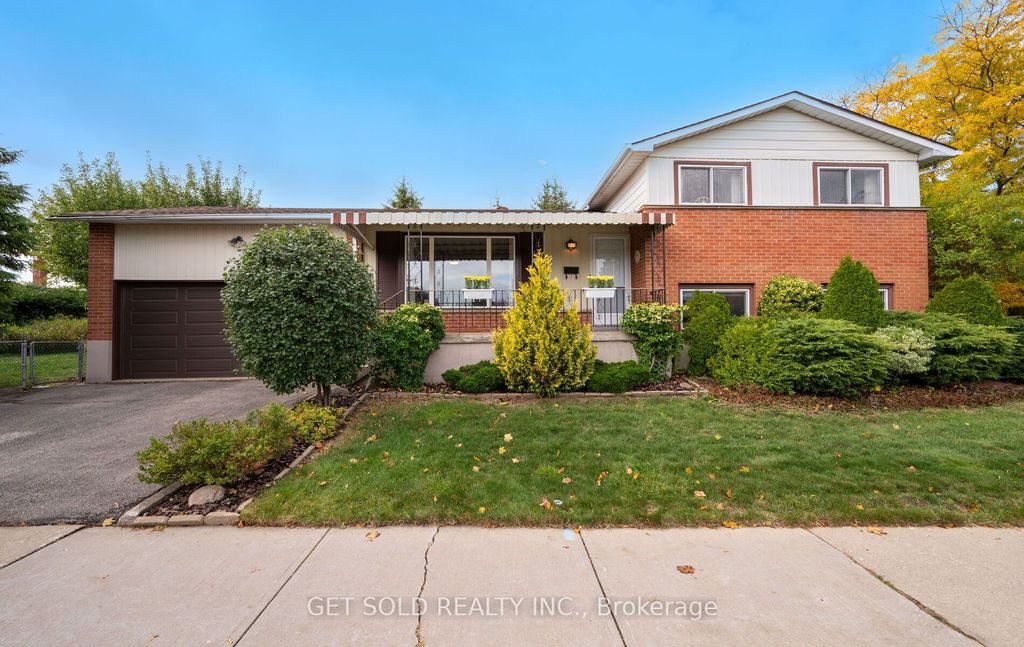 Photo of 14 Turnvale Road, Toronto, ON M9V 1L7 (MLS # W12476145)