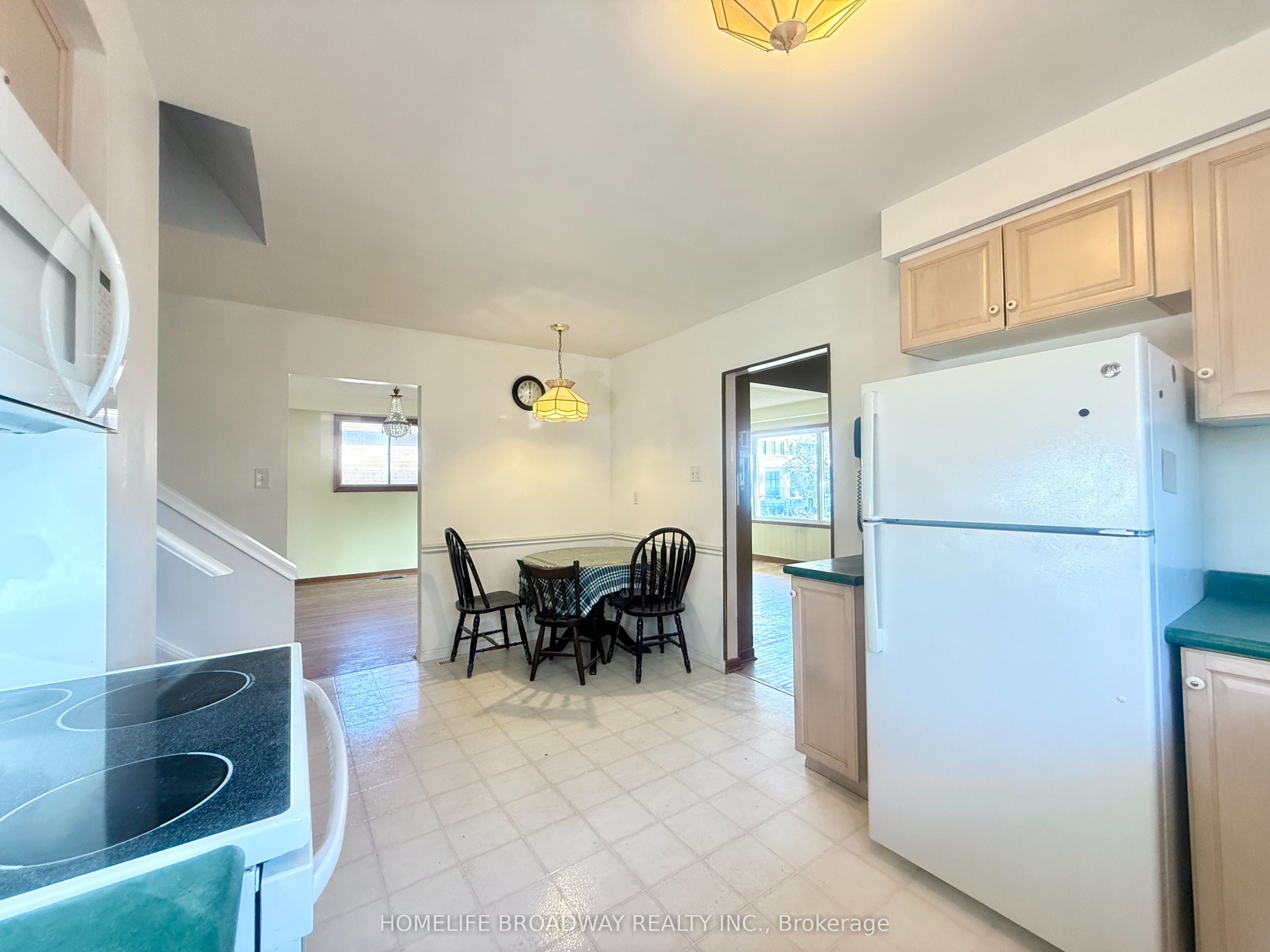 31 Fred Varley Drive