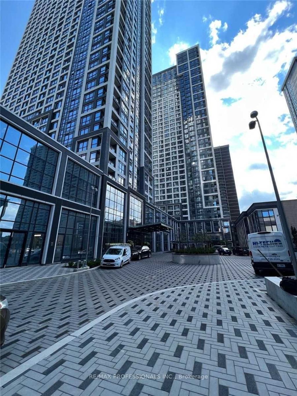 Photo of 5 Mabelle Avenue #1527, Toronto, ON M9A 4Y1 (MLS # W13160122)