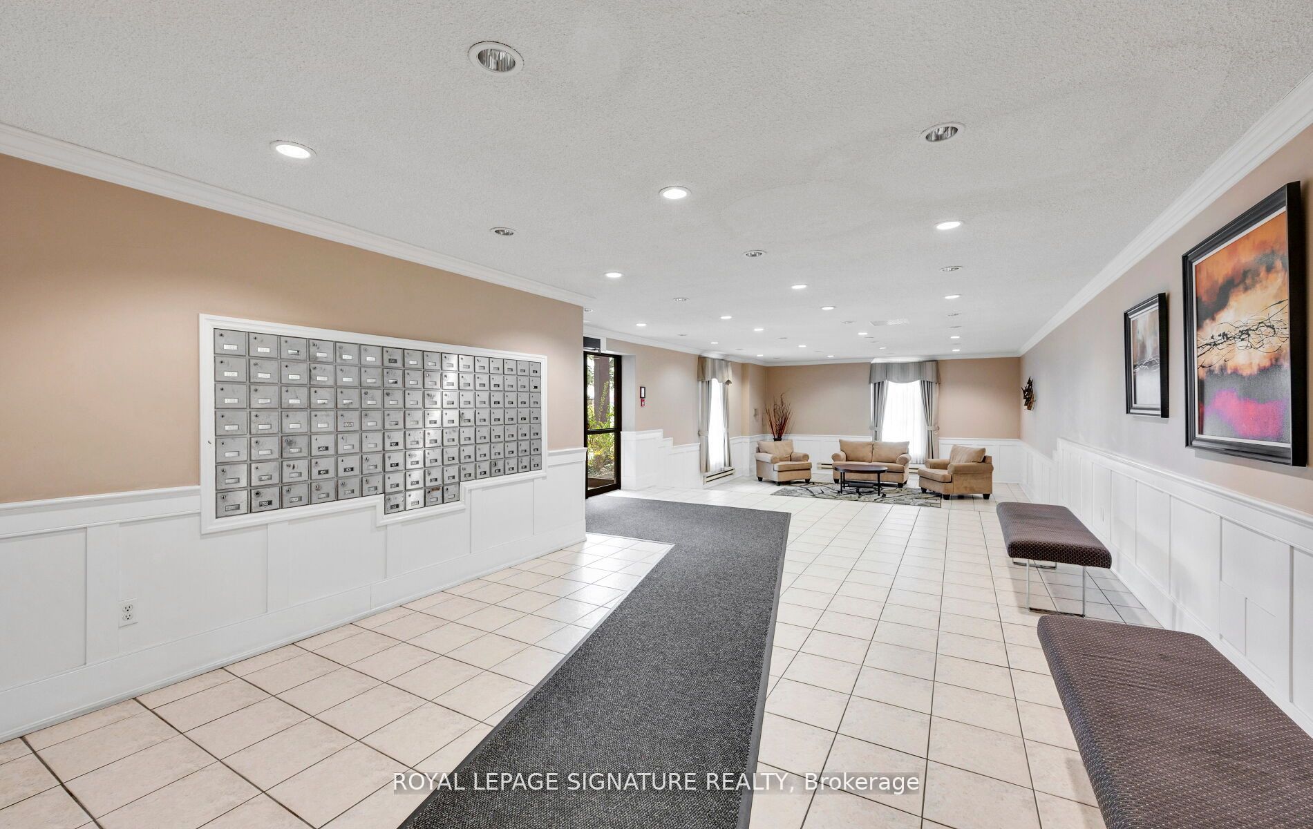3025 Queen Frederica Drive 201