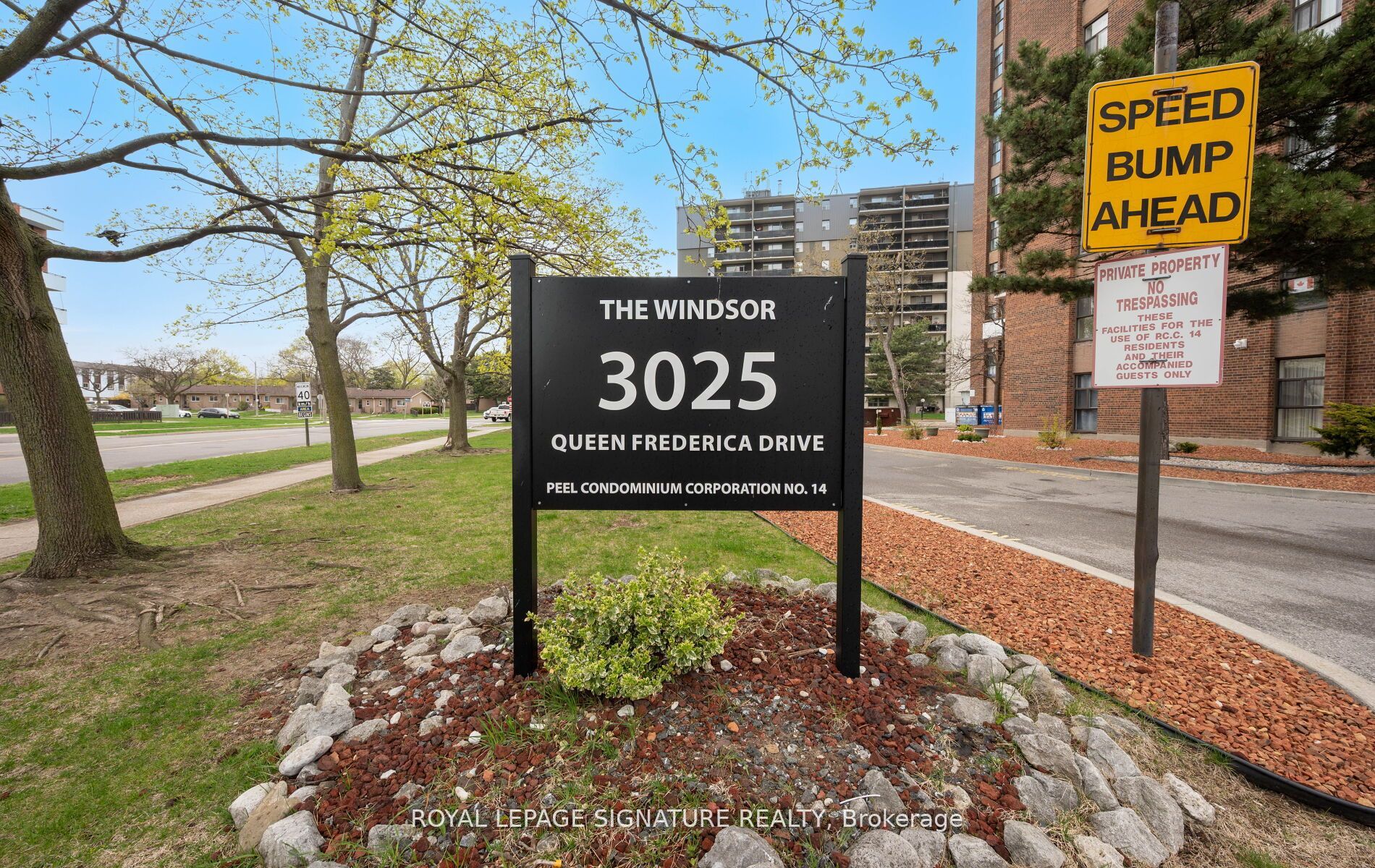 3025 Queen Frederica Drive 201