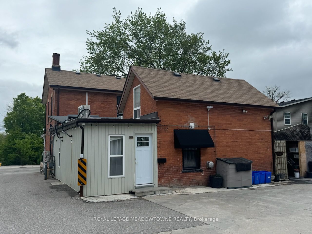 126 Main Street S