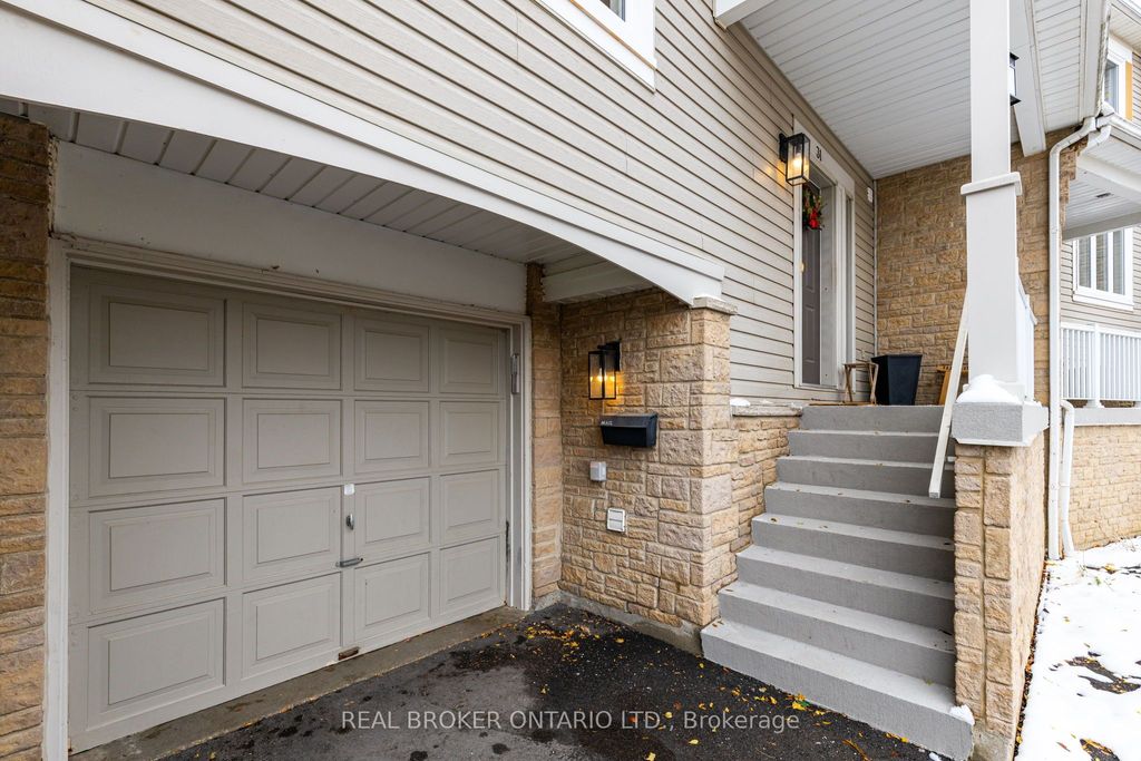 Photo of 7101 Branigan Gate #31, Mississauga, ON L5N 7S2 (MLS # W12598694)