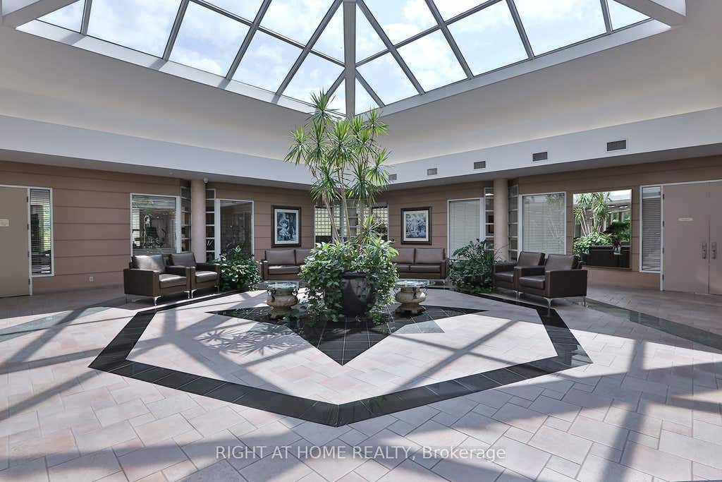 Photo of 7 Concorde Place #2212, Toronto, ON M3C 3N4 (MLS # C13660442)