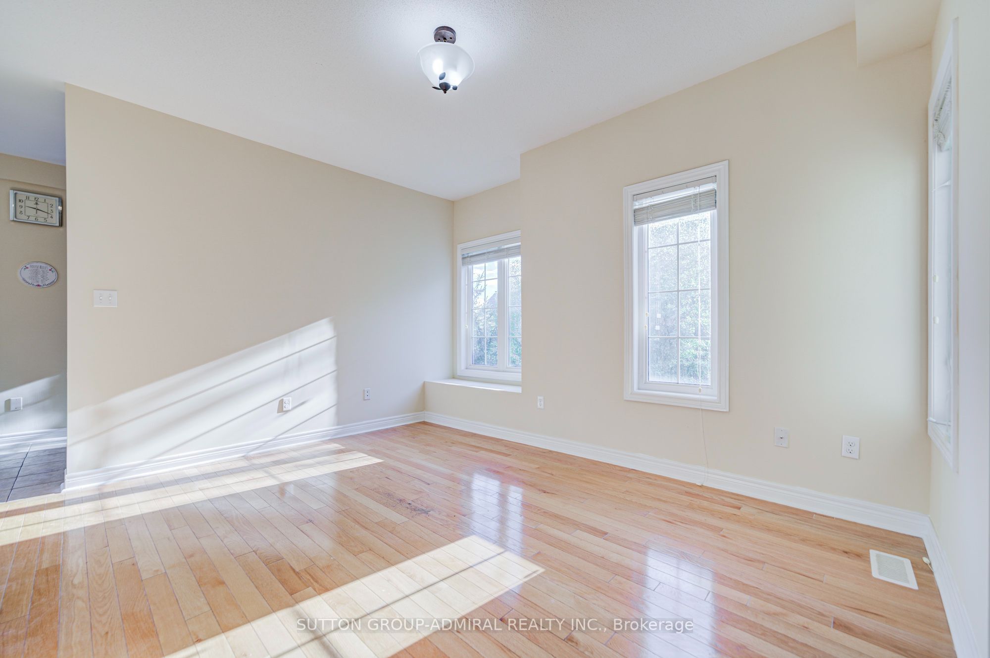 15 Old Colony Road 2