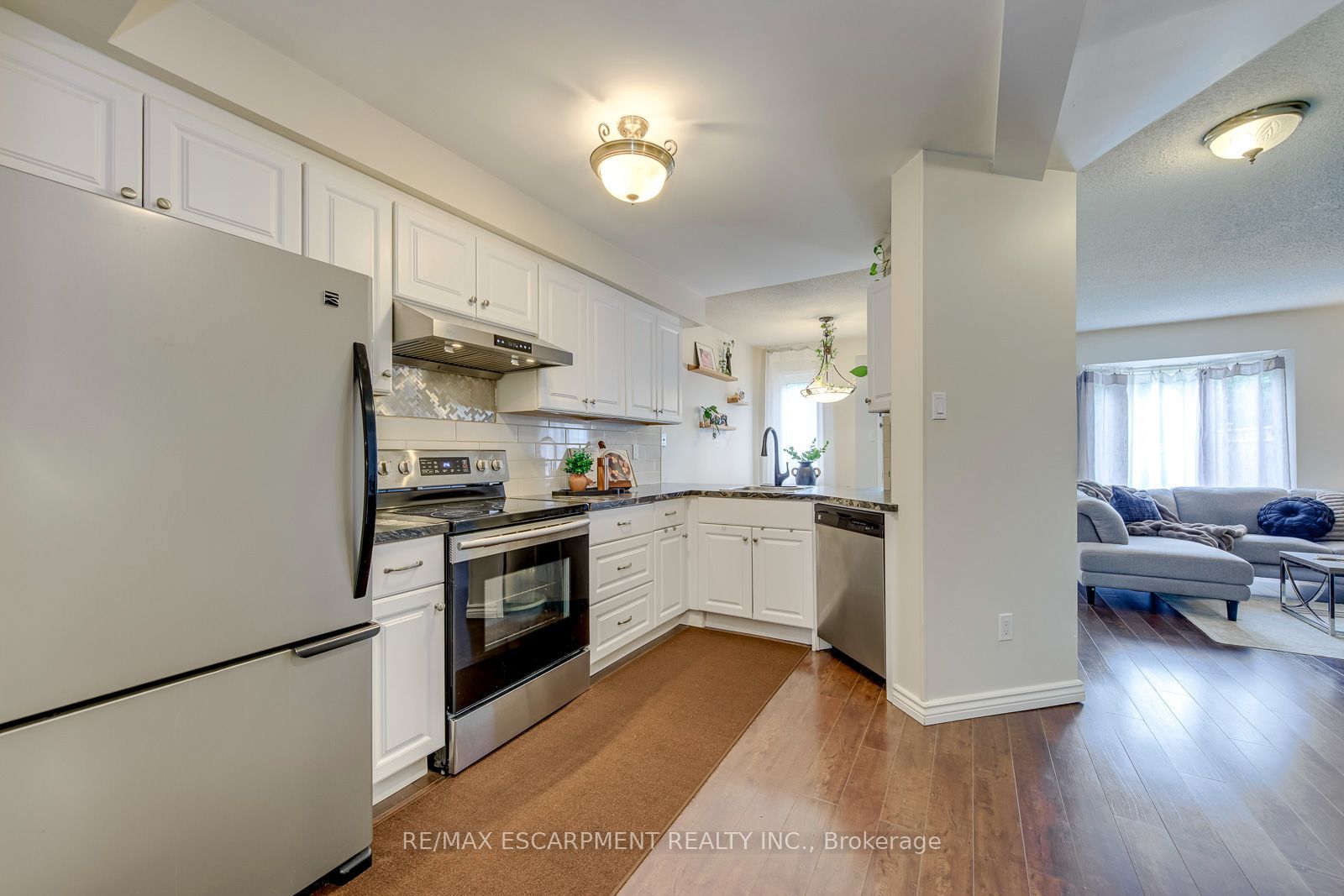 2549 Addingham Crescent
