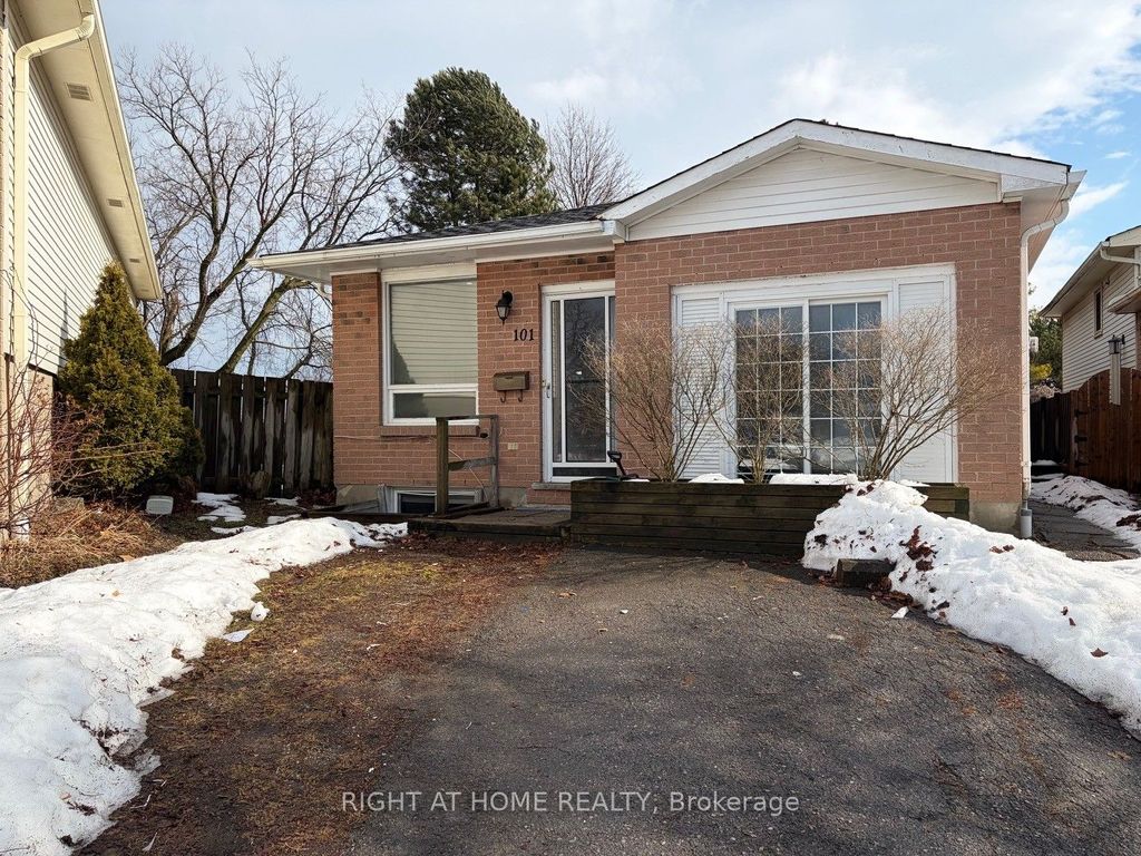 Photo of 101 Romy Crescent, Thorold, ON L2V 4V2 (MLS # X12815802)