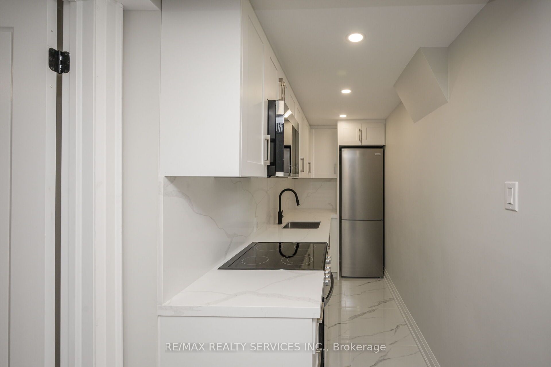 3498 Park Heights Way LOWER