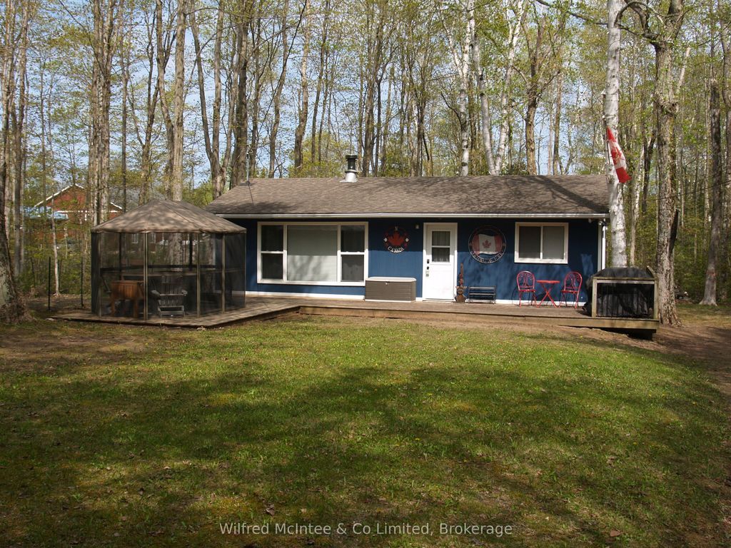 Photo of 199 Thompson Avenue, Native Leased Lands, ON N0H 2G0 (MLS # X13141096)