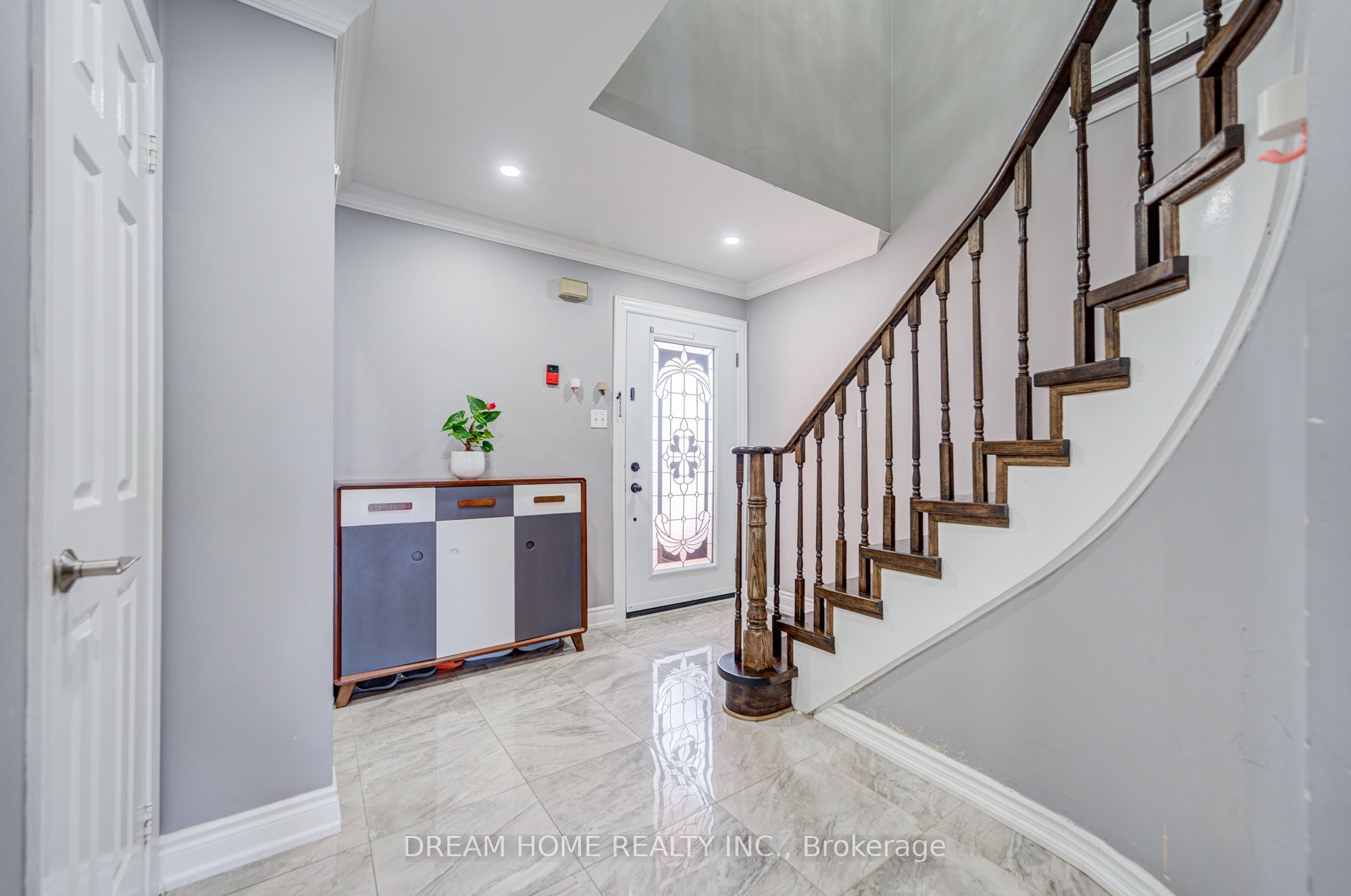 100 Douglas Haig Drive