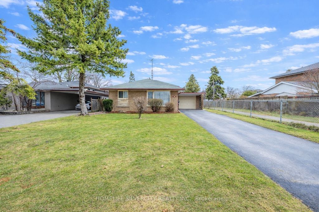 Photo of 327 The West Way, Toronto, ON M9R 1H1 (MLS # W12963926)