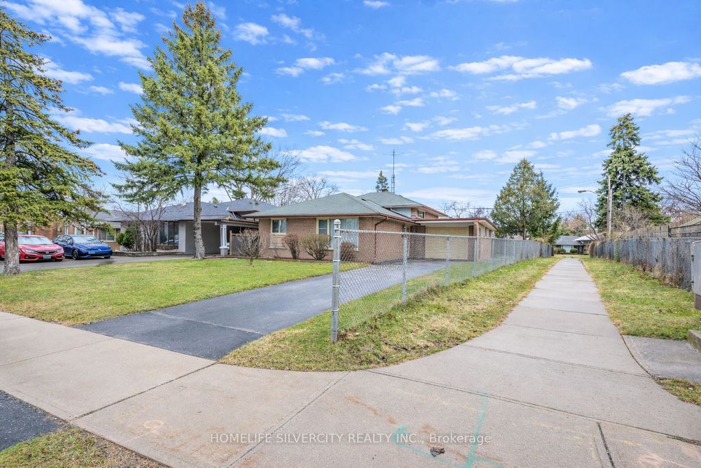 Photo of 327 The West Way, Toronto, ON M9R 1H1 (MLS # W12963926)