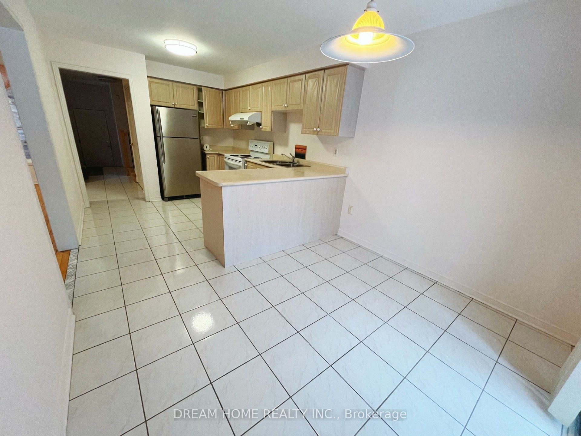 79 Cairncross Crescent