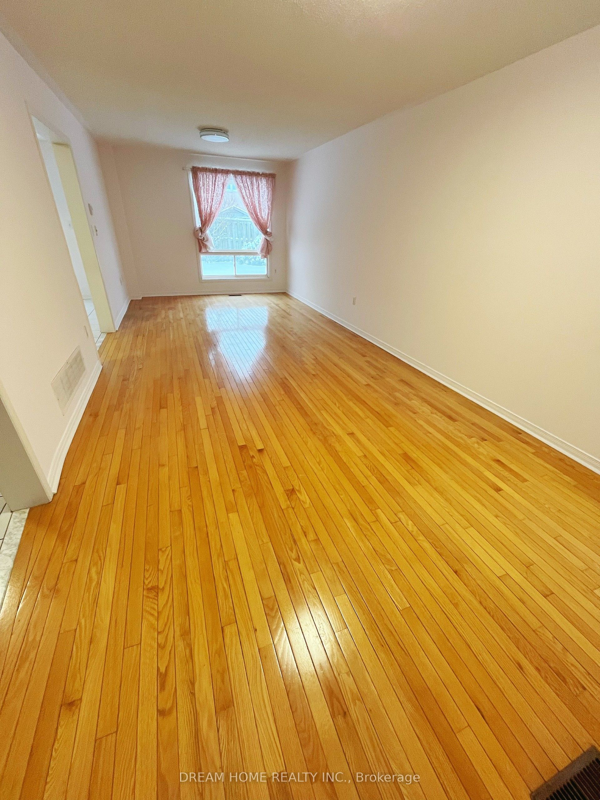 79 Cairncross Crescent