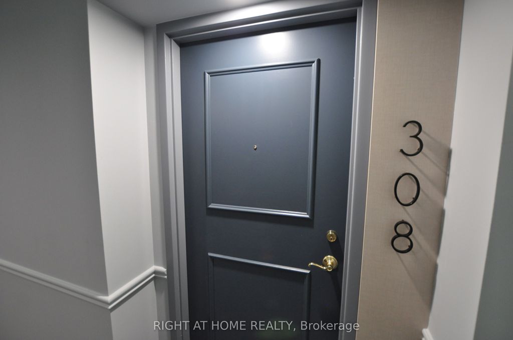 Photo of 2300 Parkhaven Boulevard #308, Oakville, ON L6H 6V9 (MLS # W12583456)