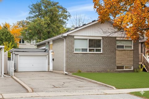 39 Rangoon Road Lower Toronto ON M9C 4N5