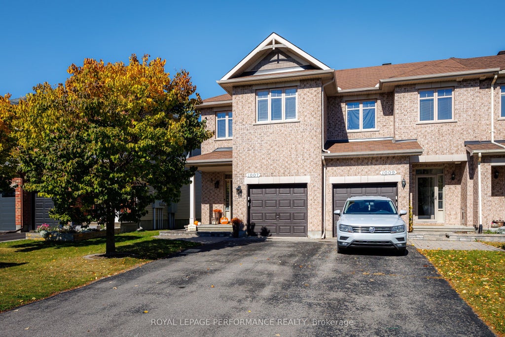 Photo of 1007 Grapefern Terrace, Orleans - Cumberland and Area, ON K4A 0L9 (MLS # X13944362)