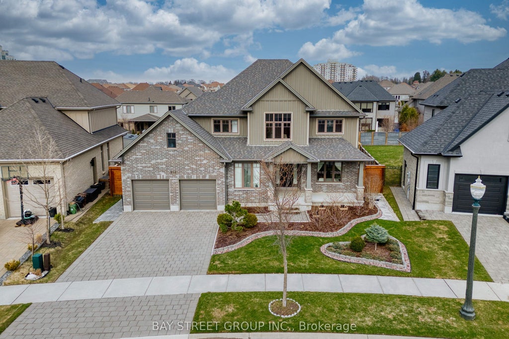 Photo of 566 Bradwell Chase, London North, ON N6G 0P7 (MLS # X13724484)