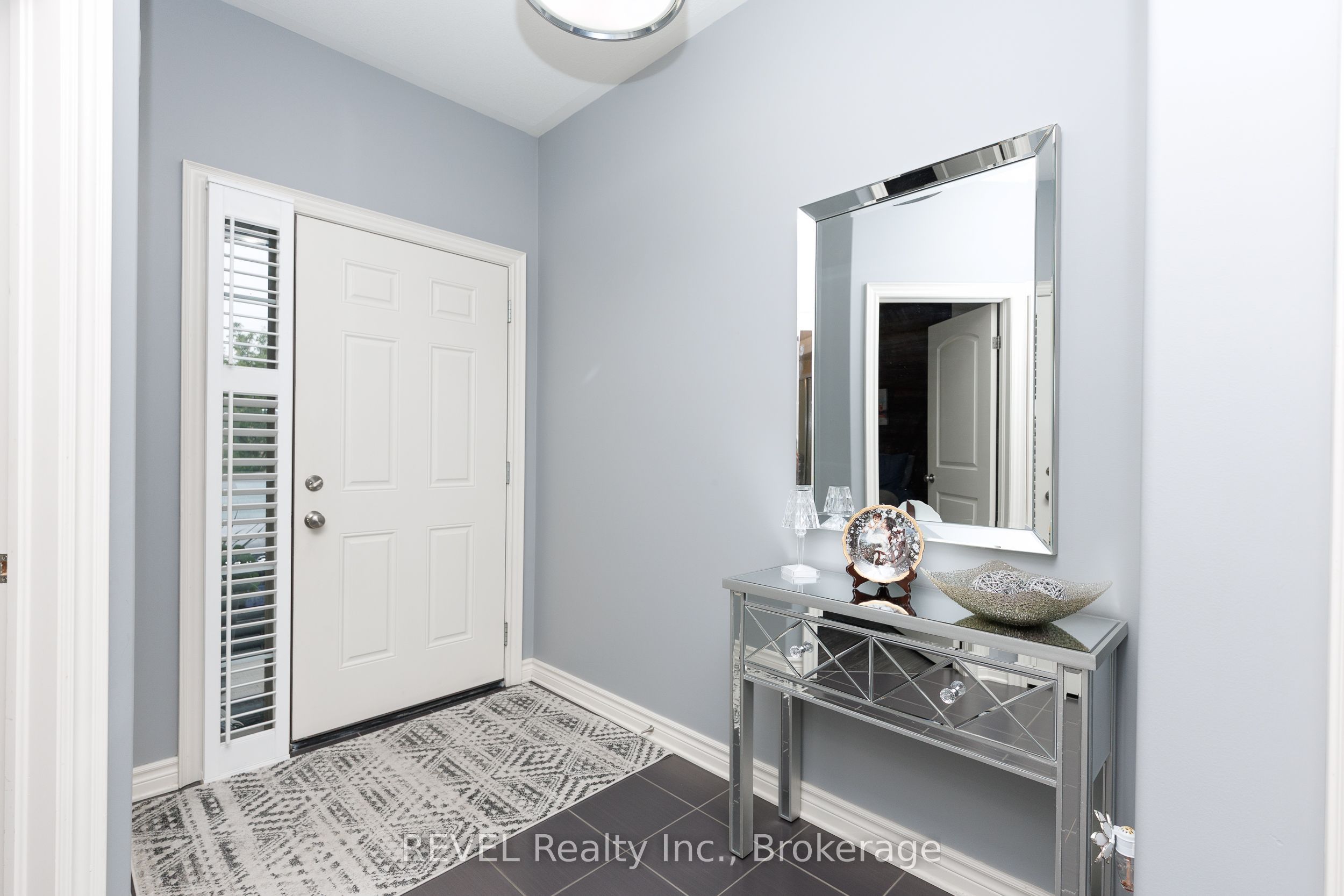 4399 Montrose Road 3