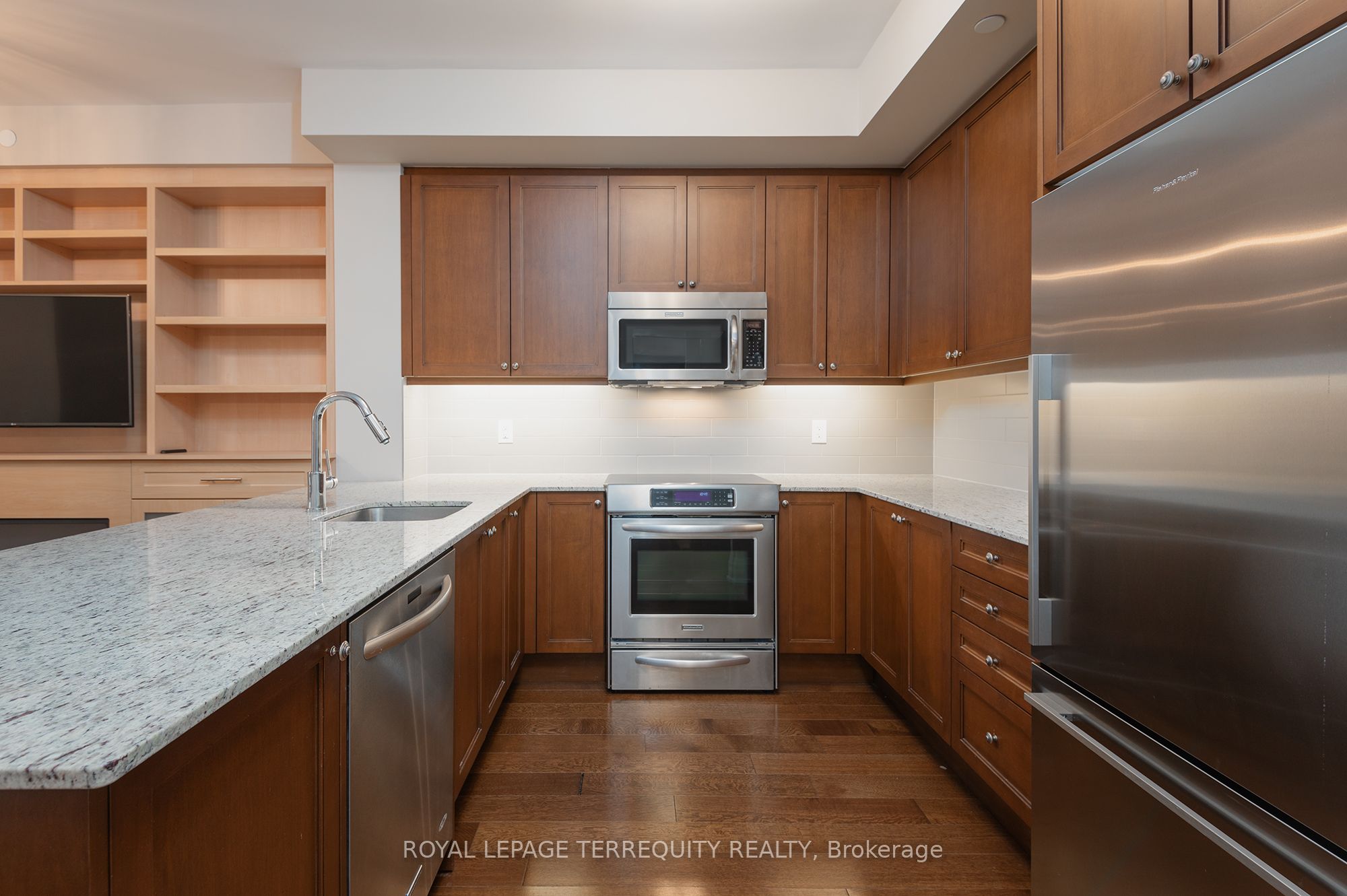 1 Old Mill Drive 429