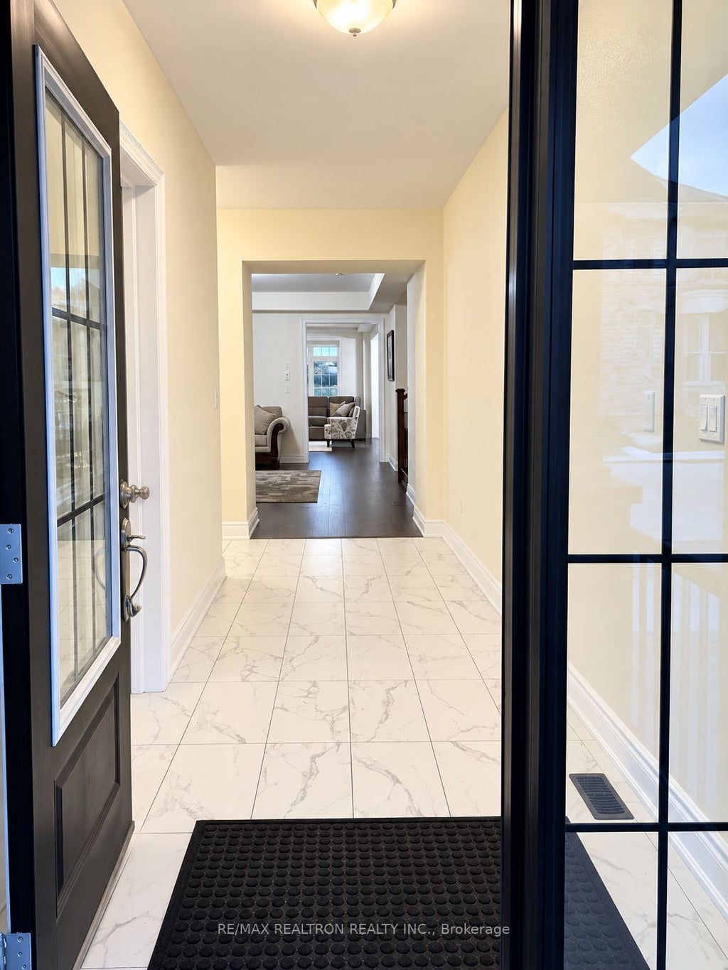 Photo of 28 Plank Road, Bradford West Gwillimbury, ON L3Z 4N3 (MLS # N14084928)