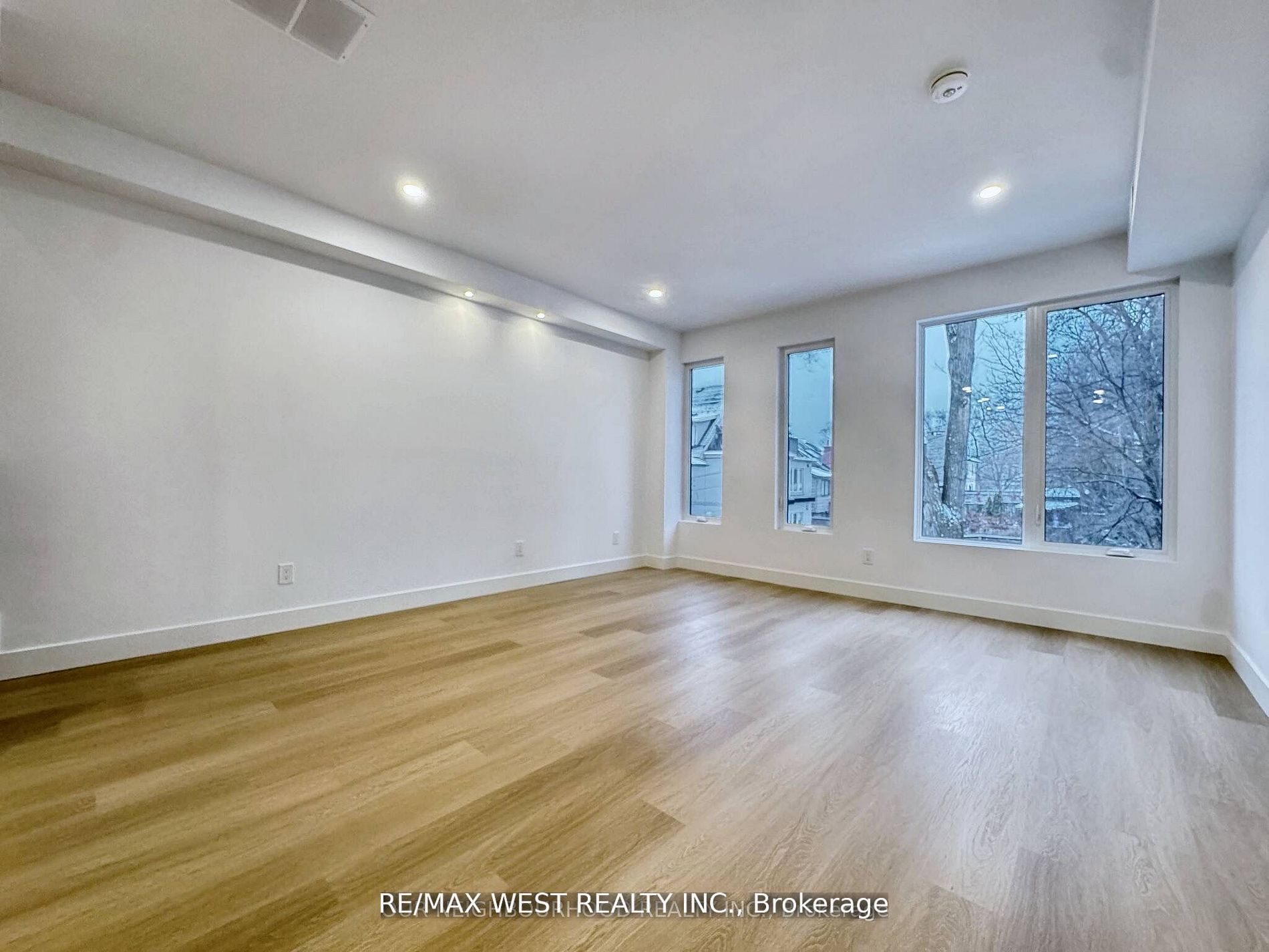 49 Morningside Avenue