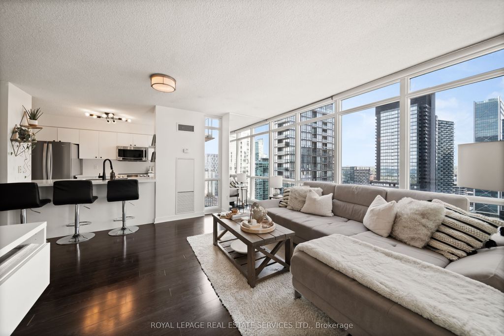 Photo of 11 Brunel Court #3906, Toronto, ON M5V 3Y3 (MLS # C12380725)